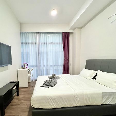 New Margo Hotel Kk Кота-Кінабалу Екстер'єр фото